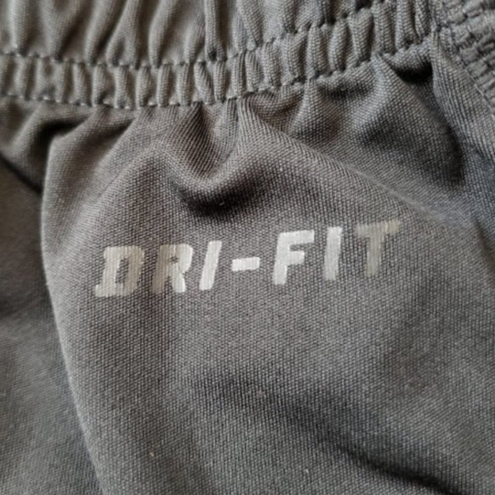 Nike Dri-Fit Black Basketball Shorts - Picture 6 of 7